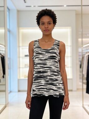 Chico’s Travelers Tank Top Size 1 Black White Abstract Print Sleeveless Stretch